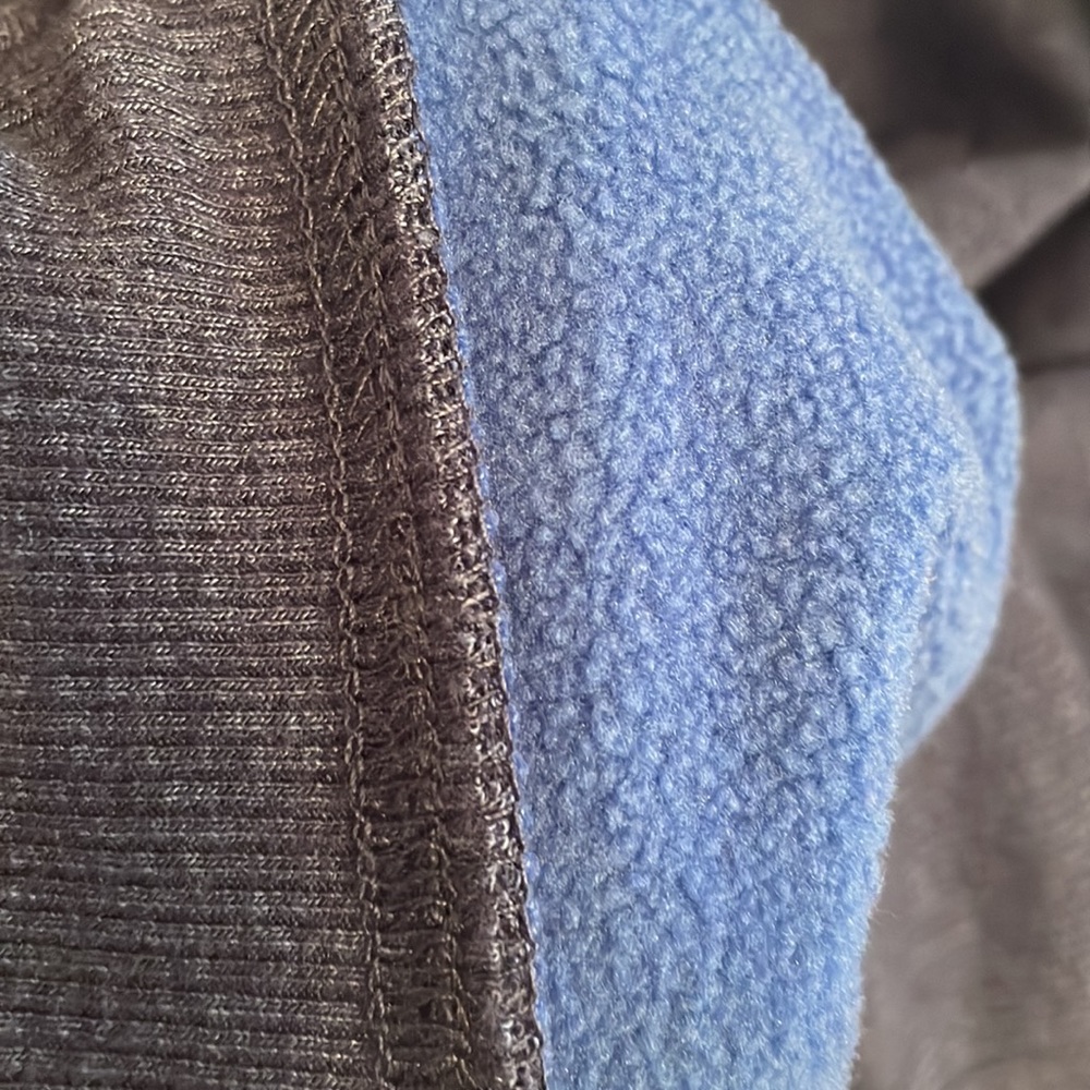 Men’s Izod Crewneck Sweater Advantage Performance Stretch XL Comfortable Light - Picture 3 of 3